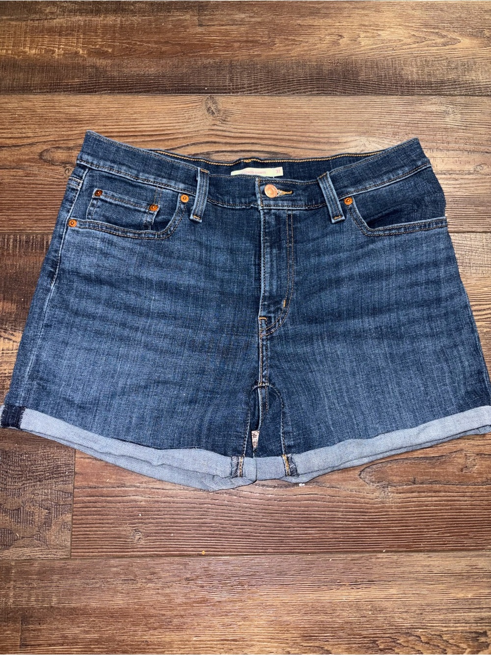 Levi's Mid Length Womens Denim Shorts - Dark Wash Size 31